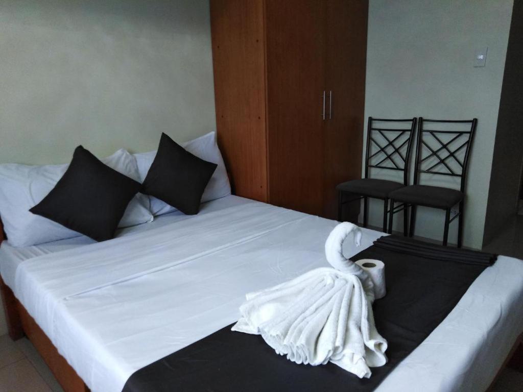 Horizon 101 A2 Shortwalk Robinson Mall Mango Square Bar Apartment Cebu ภายนอก รูปภาพ